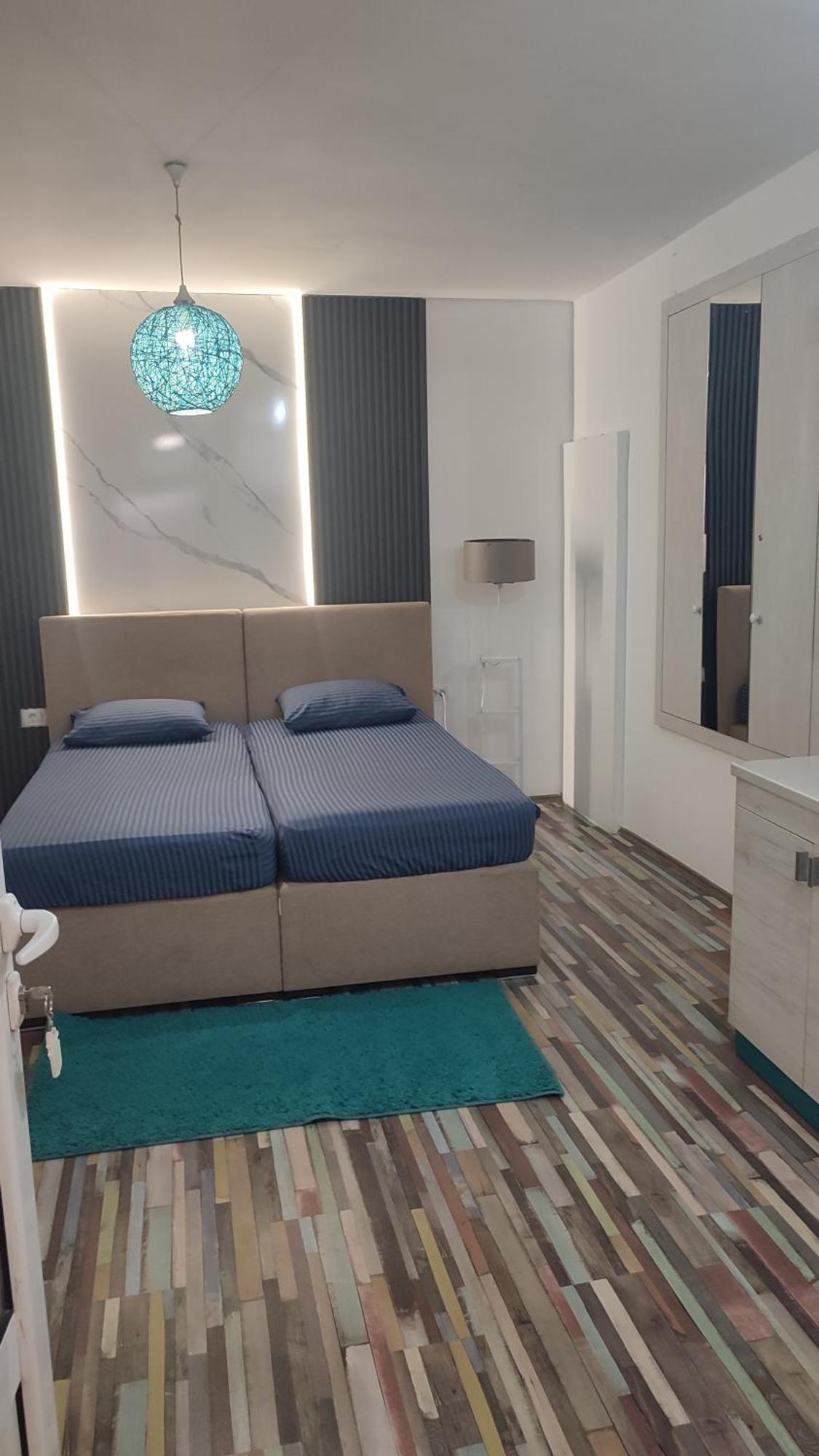 V&J Apartments Подгорица Экстерьер фото